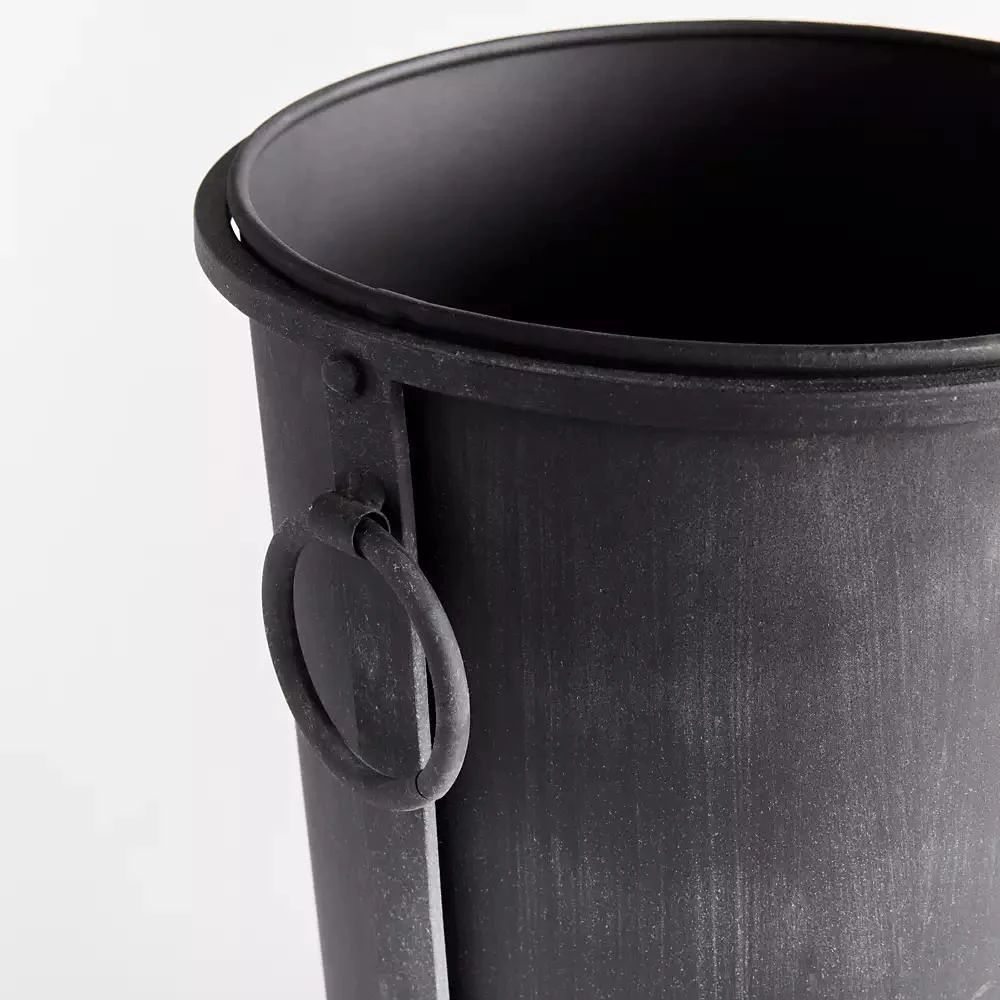 Napa Home 
Garden Oberon Planter Small 2