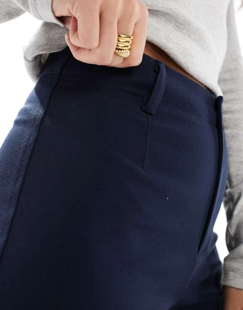 Bershka Bershka wide leg tailored trousers in navy 2