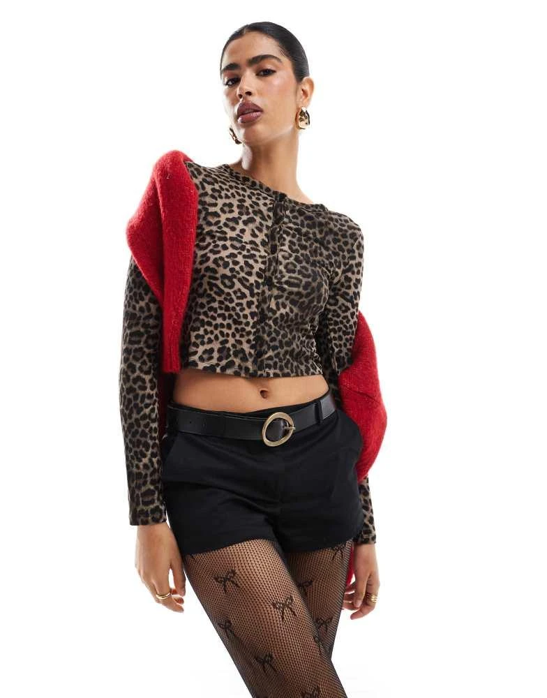 Stradivarius Stradivarius cropped cardigan in leopard 1