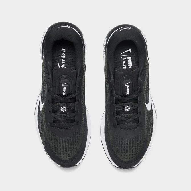 NIKE Women's Nike Journey Run Running Shoes 5