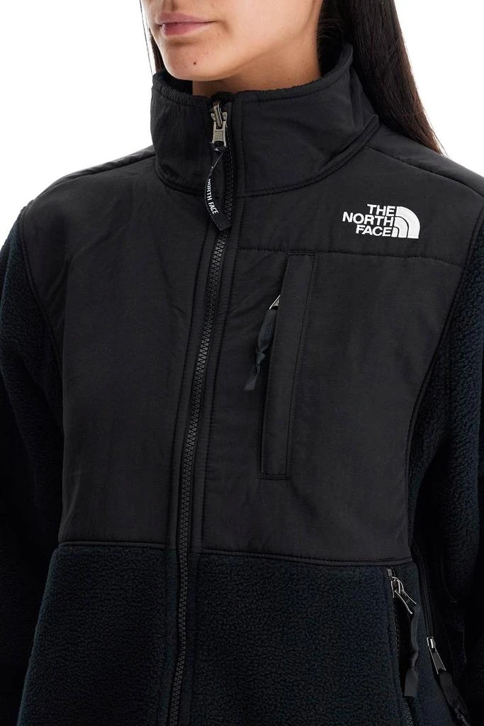 The North Face Retro Denali Fleece Sports Jacket. 3