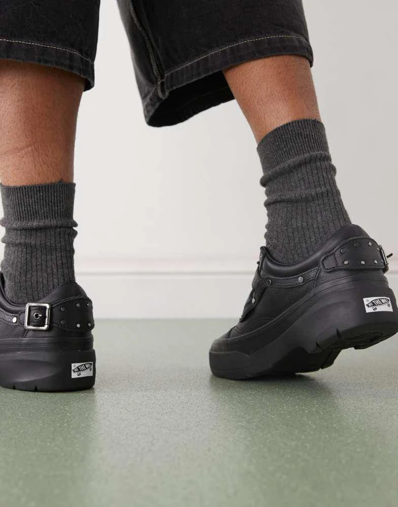 Vans VansPremium Old Skool Buckle shoes in black 5