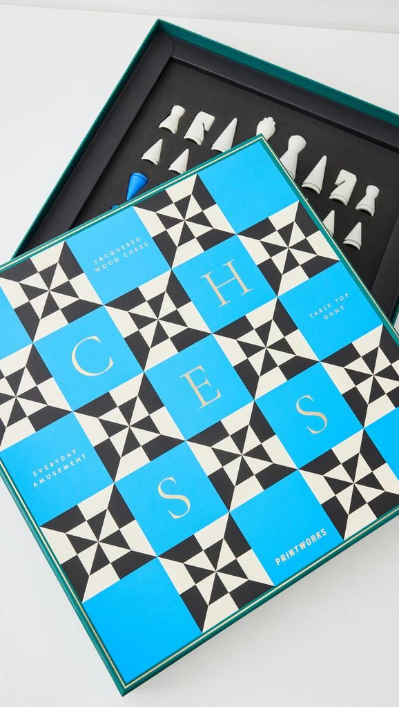 PRINTWORKS Lacquered Chess Set 3