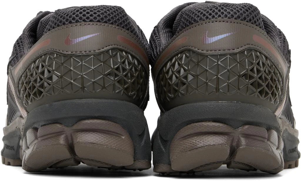NIKE Brown & Gray Zoom Vomero 5 Sneakers 2