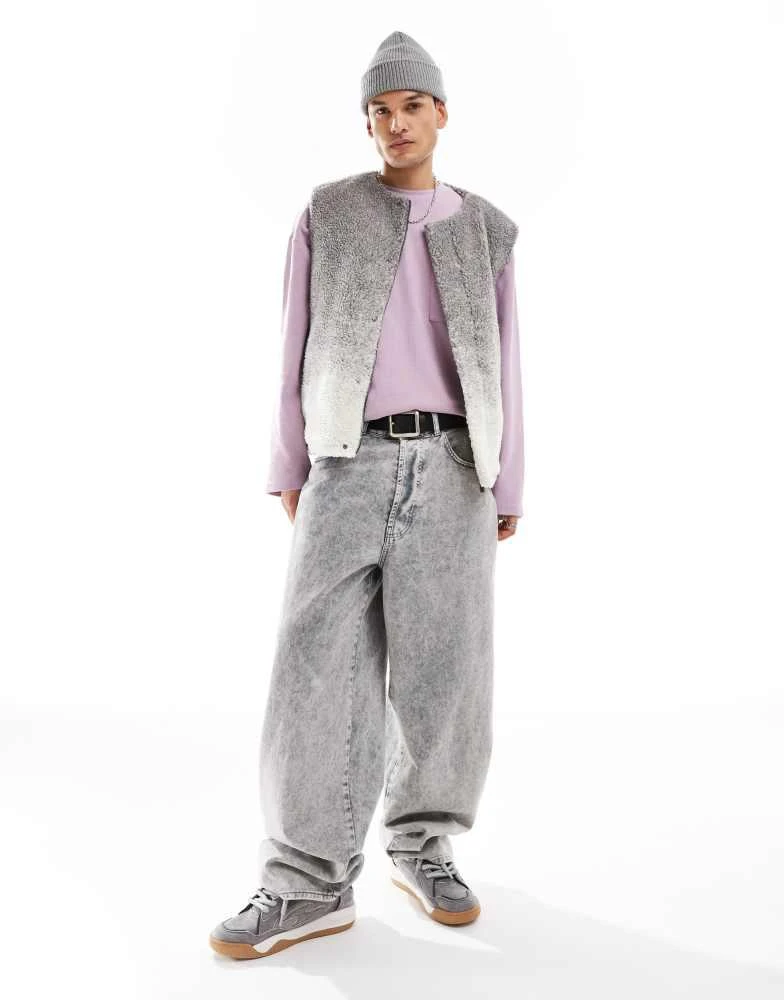 Native Youth Native Youth ombre borg waistcoat in grey 4