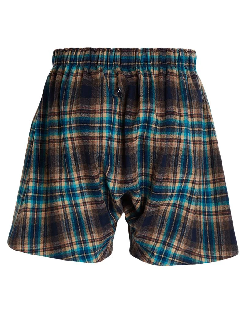 MAISON MARGIELA Shorts
Bermuda 2