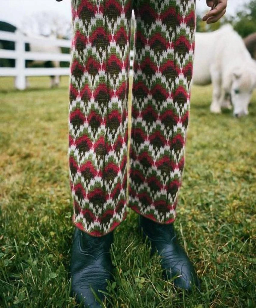 Misha 
Puff Misha 
Puff - Andre Pants