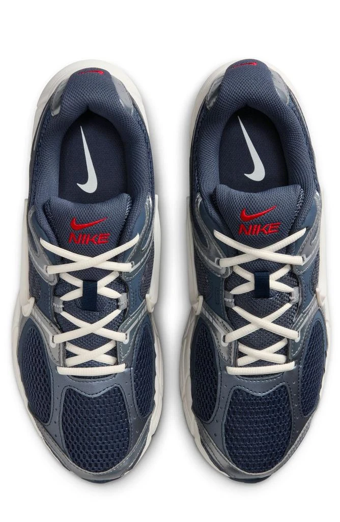 NIKE V5 Runner Sneaker 4