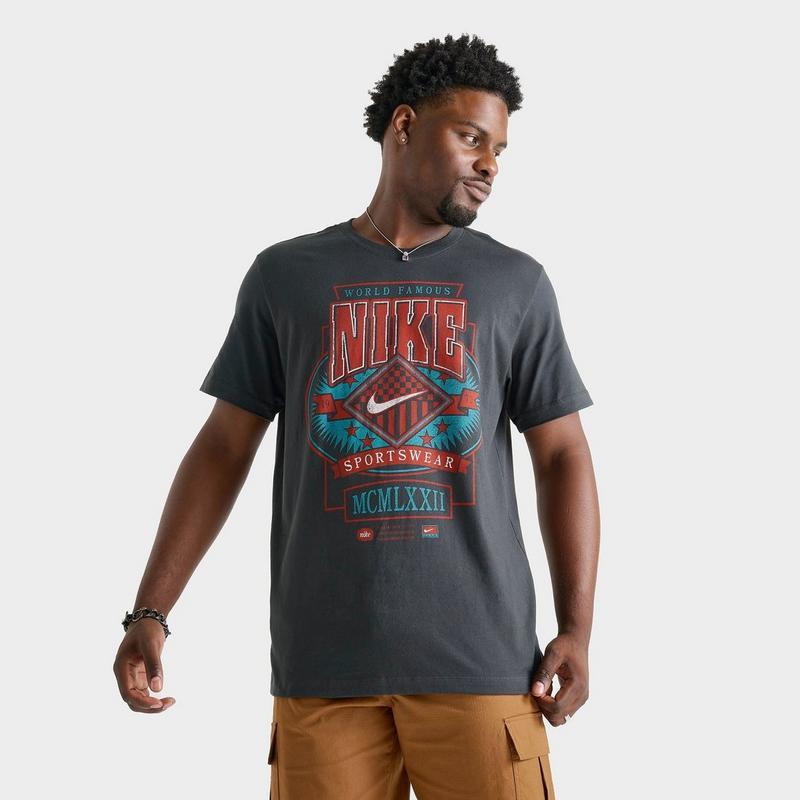 NIKE Men's Nike Sportswear World Famous Vintage Graphic T-Shirt
