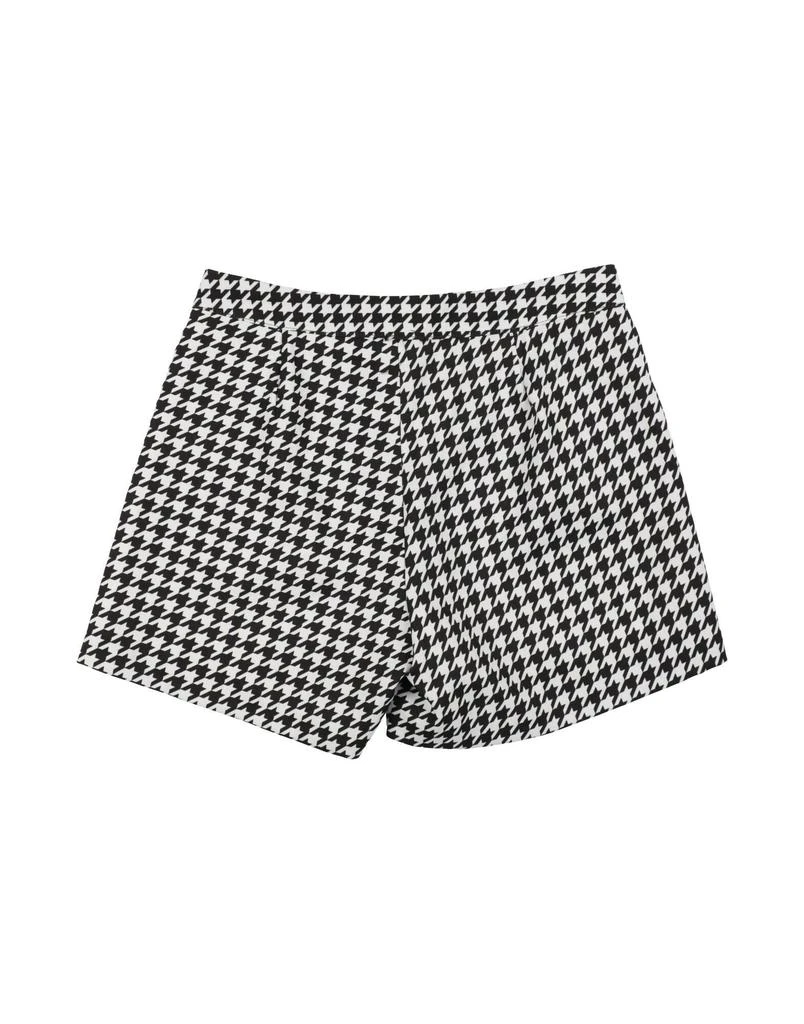 MARC ELLIS Shorts & Bermuda 2