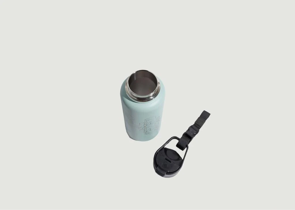 United By Blue Insulated Stainless Steel Bottle 32Oz In Groovy Warp 3