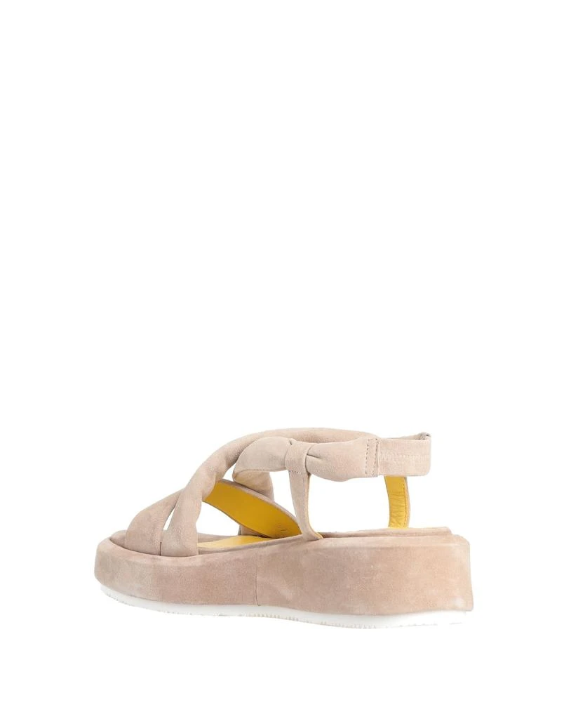 CALPIERRE Sandals 3