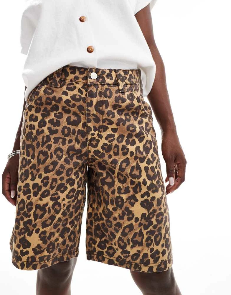 Bershka Bershka baggy longline shorts in leopard print 2