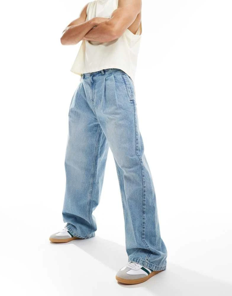 Bershka Bershka baggy jean with pleats in blue 3