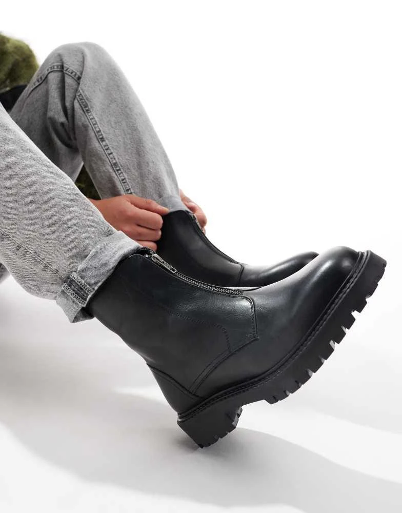 ASOS ASOS DESIGN boots in black leather with zip 4