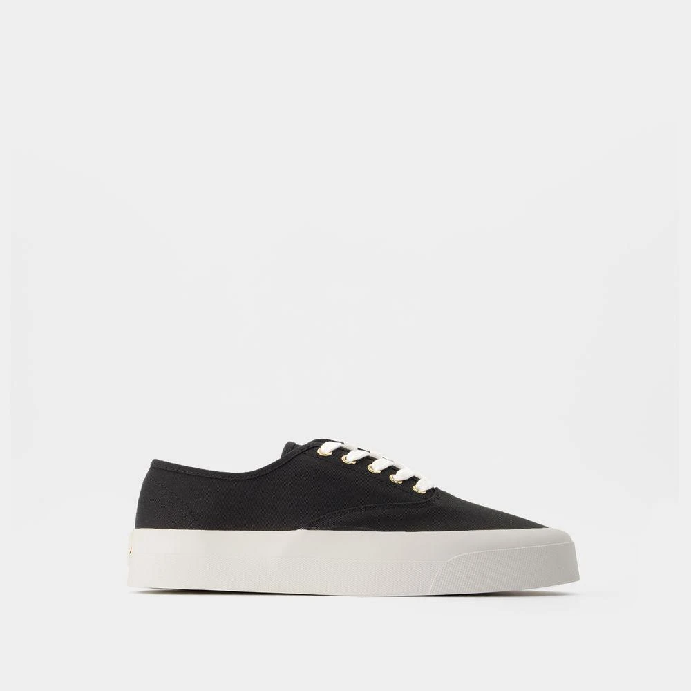 Maison Kitsune Maison Kitsuné Sneakers 1