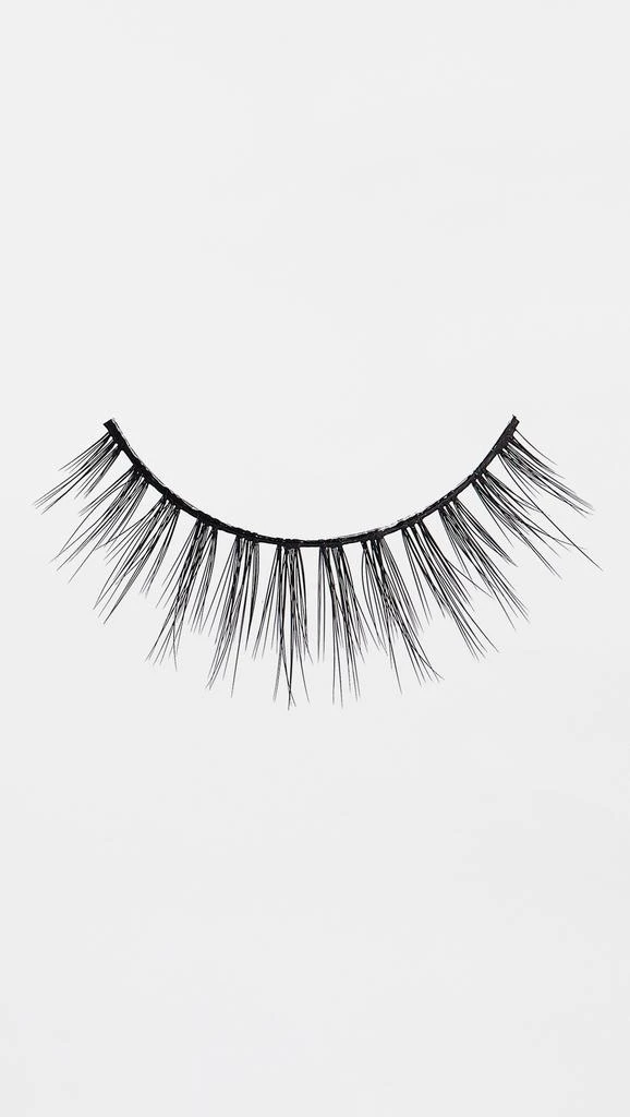 Sigma Beauty Demure False Lashes 4