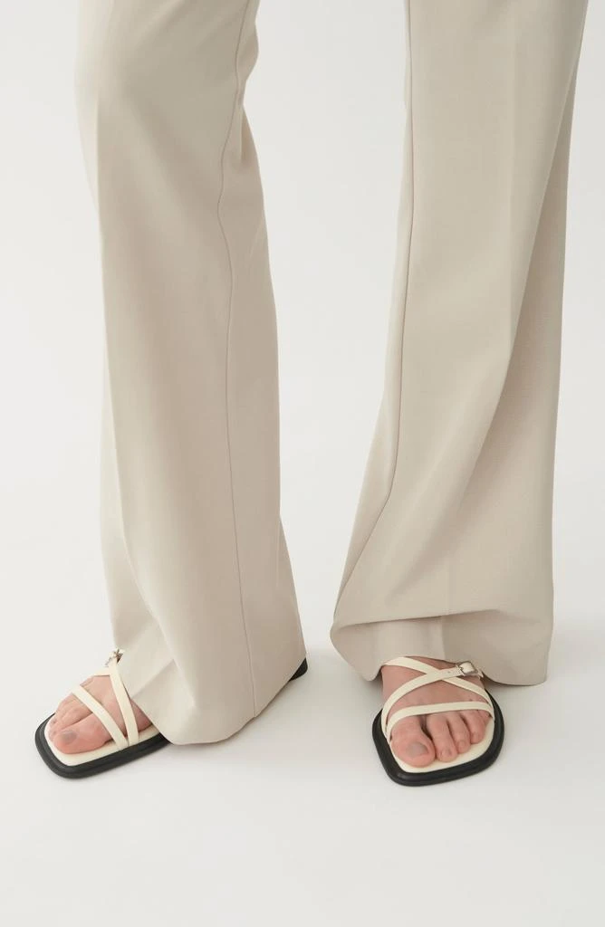 Vagabond Shoemakers Izzy Strappy Sandal 2