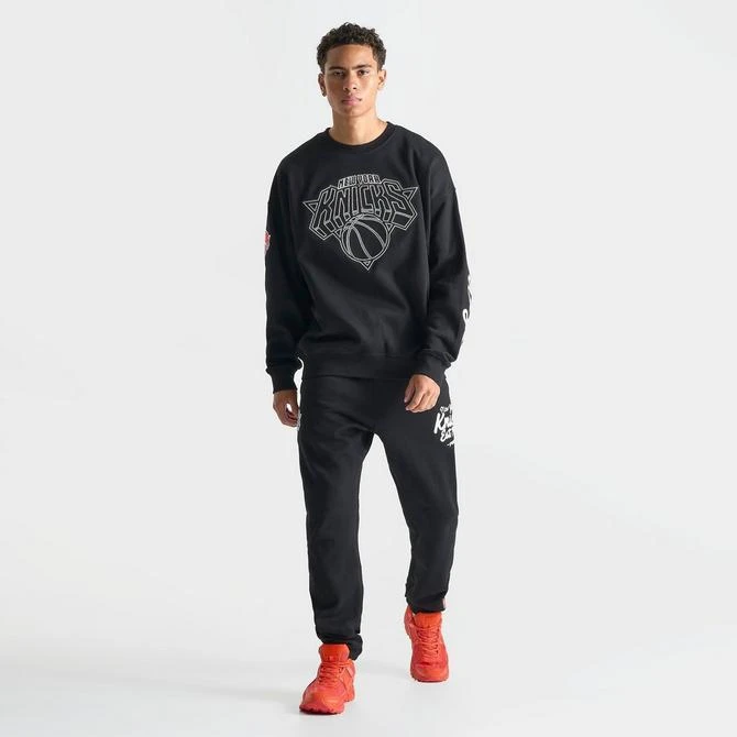 Pro Standard Men's Pro Standard New York Knicks NBA Paint The City Fleece Crewneck Sweatshirt 2