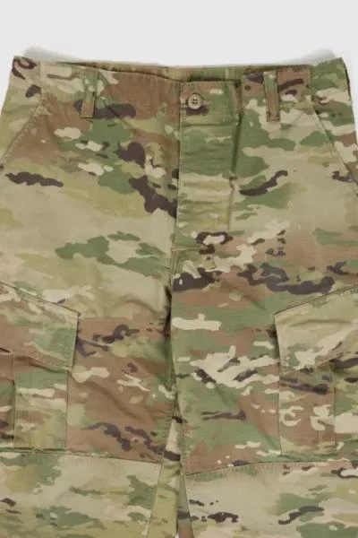 Urban Outfitters Vintage Camo Pants 03 4