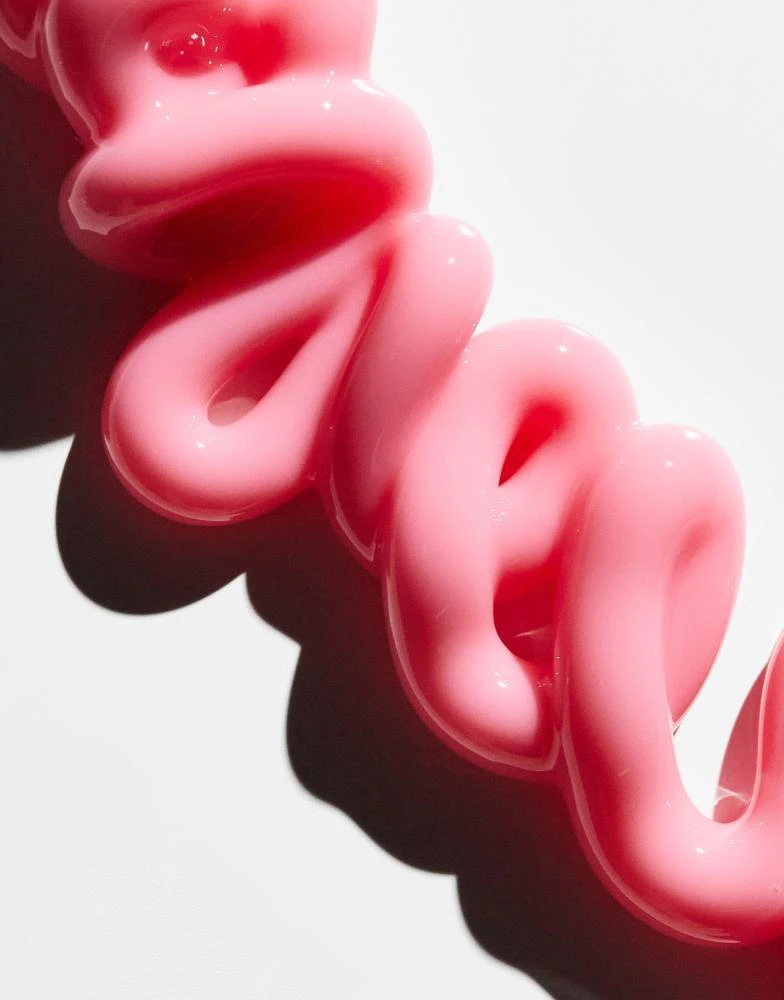 Laneige LANEIGE Glaze Craze Tinted Lip Serum - Strawberry Sprinkles 4