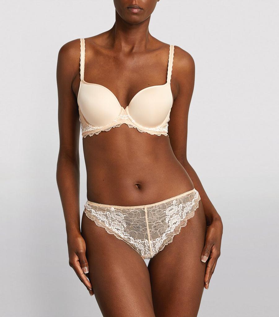 Wacoal Lace Perfection Low-Rise Tanga