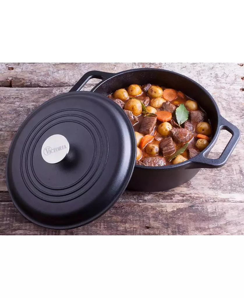 Victoria Cast Iron 4-Qt. Dutch Oven 4