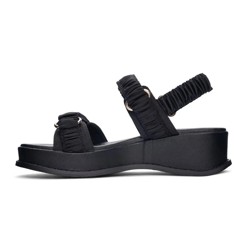 Chinese Laundry Chinese Laundry - Women's Cashy Casual Sandal 2