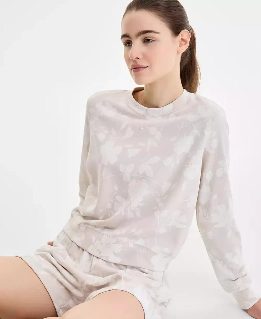 NIKE Women's Classic Printed Crewneck Sweatshirt 2