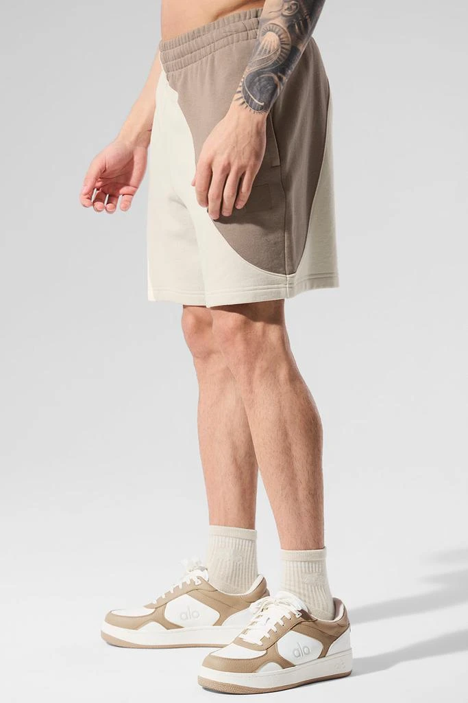 Alo 7" Make Waves Short - Ivory/Bone/Gravel 4