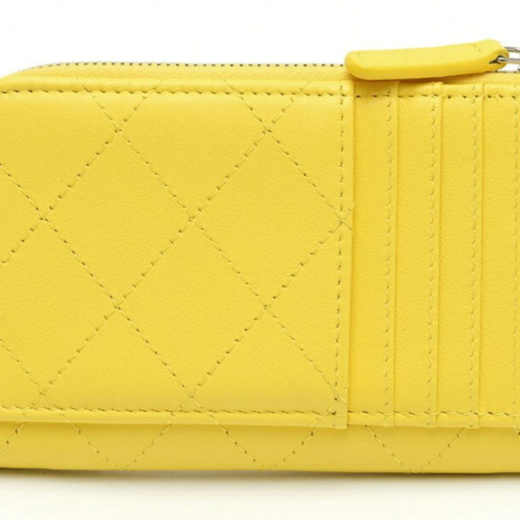 Chanel Leather Coin Purse/Coin Case (Pre-Owned) 2