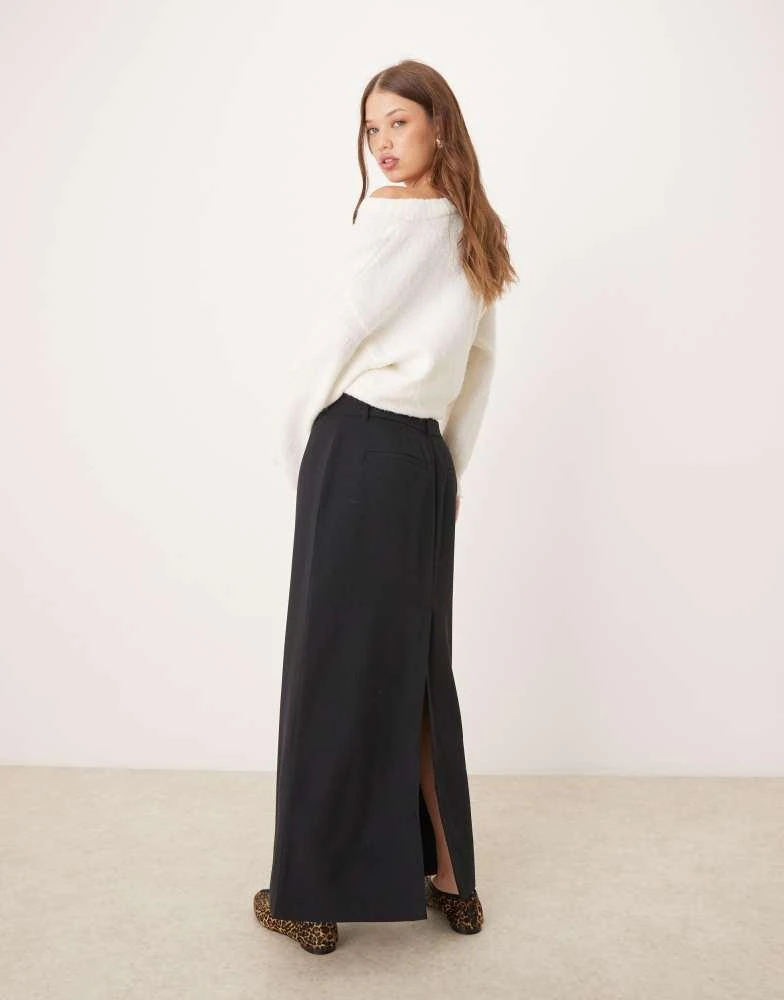 Abercrombie & Fitch Abercrombie & Fitch column maxi skirt in black 4