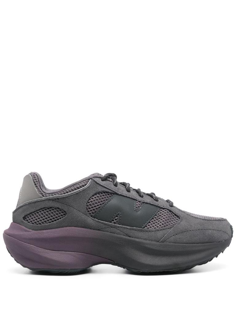 スニーカー NEW BALANCE Dark Grey Suede And Mesh Wrpd Sneakers New Balance Dark Grey Suede And Mesh Wrpd Sneakers - Men's