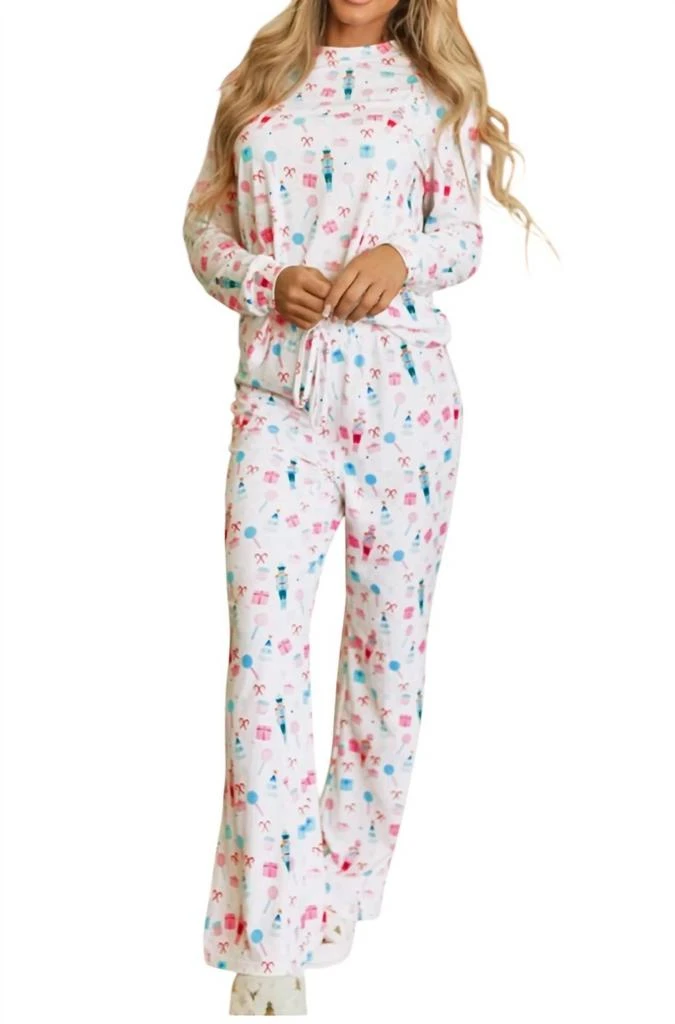 Little Daisy Closet Holiday Pajamas In White 1