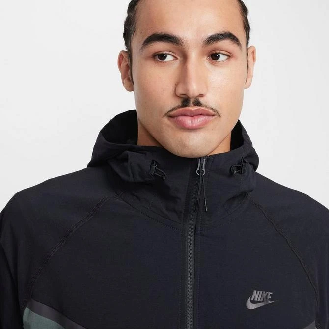 NIKE Men's Nike Tech Windrunner Woven Full-Zip Jacket 3