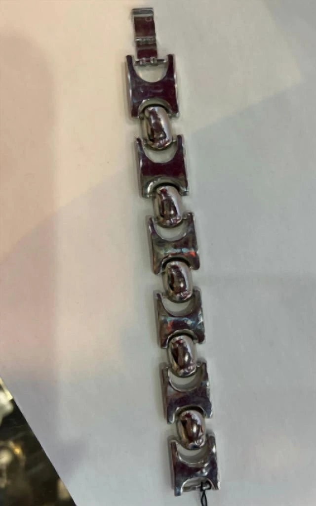 Sonya
s Sonya
S - Puzzle Clasp Bracelet 2