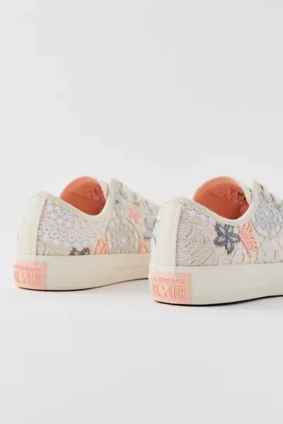 Converse Converse Chuck Taylor All Star Butterfly Crochet Low Top Sneaker 3