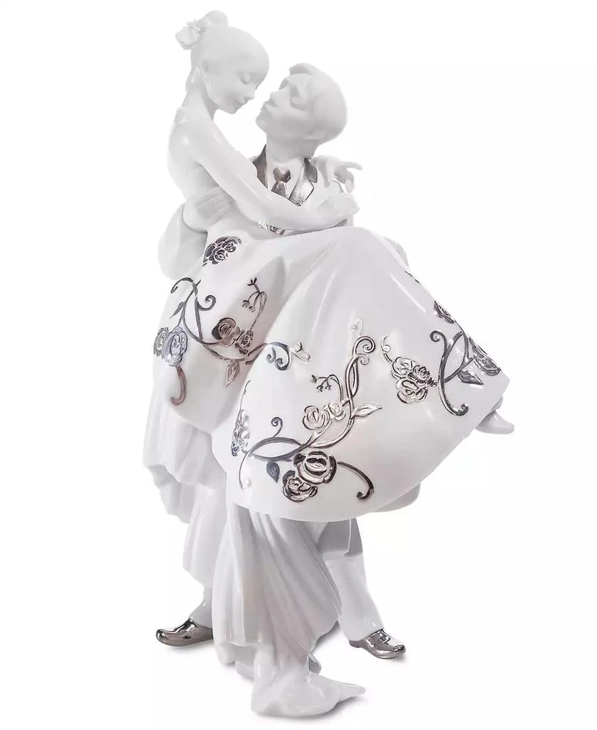 Lladró Lladro Collectible Figurine, The Happiest Day Re-Deco