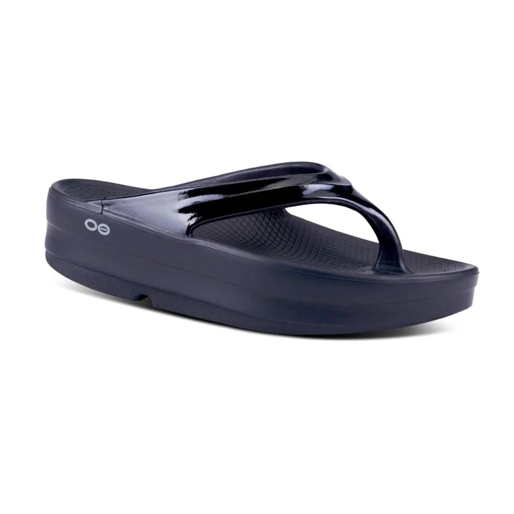 OOFOS Women's Oomega Thong Sandal In Black 1