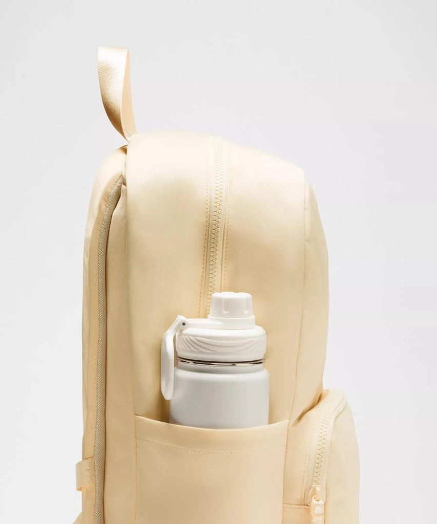 Lululemon Everywhere Backpack 22L 16