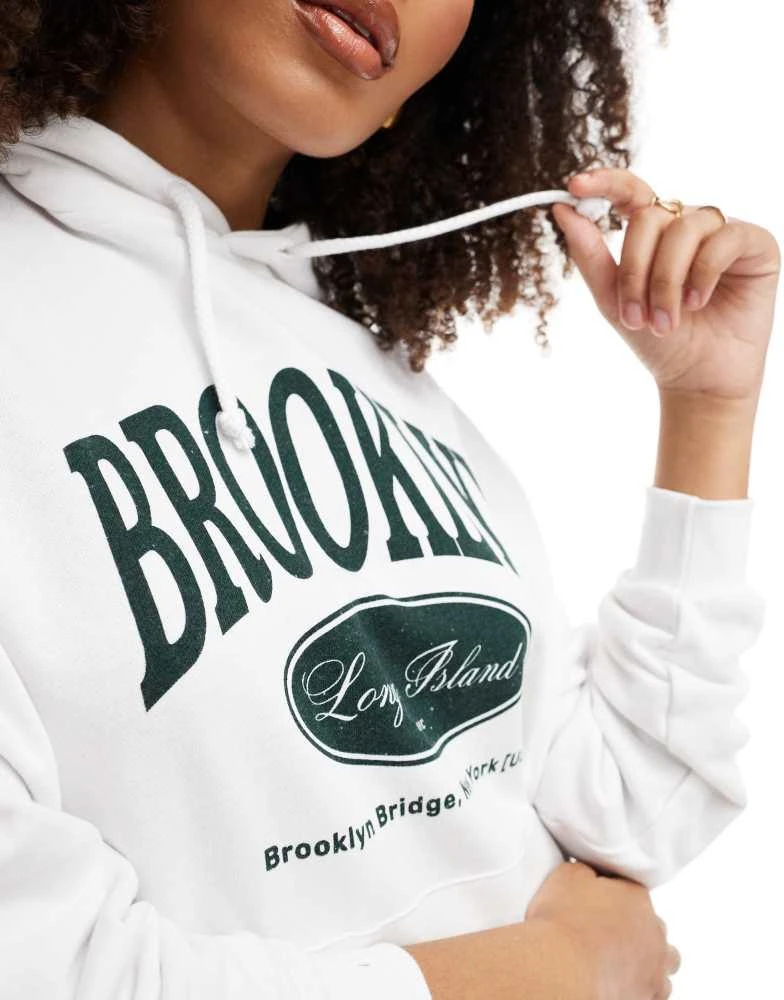 Pull&Bear Pull&Bear New York graphic oversized hoodie in white 2