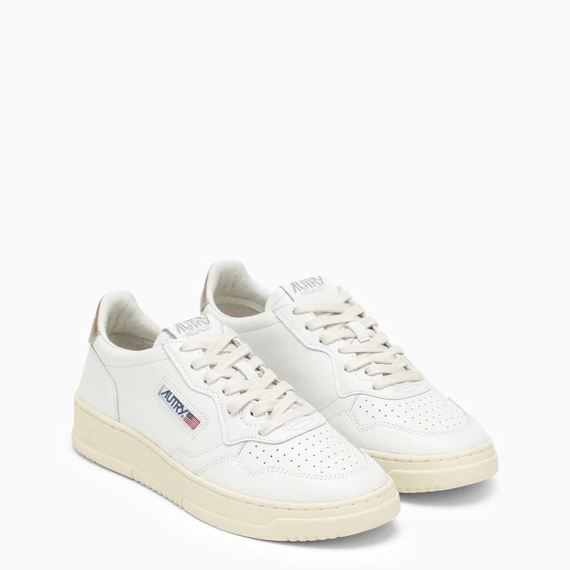 AUTRY Medalist white/gold leather trainer 3