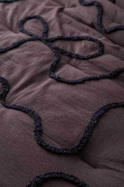 Urban Outfitters Wild Bows Tufted Cotton Comforter 3