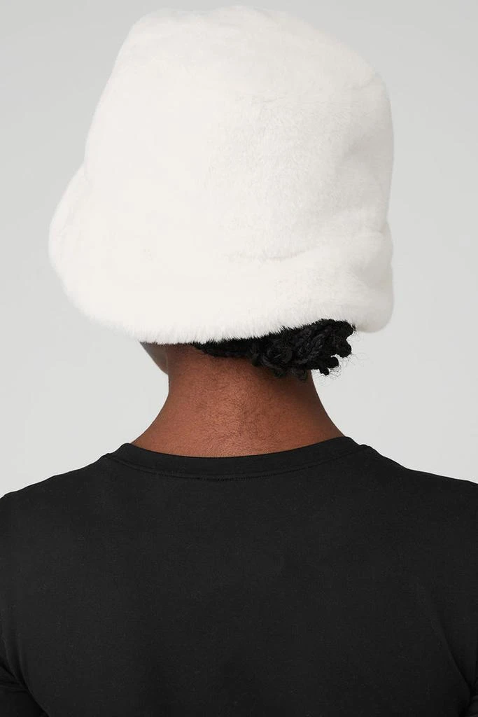 Alo Faux Fur Bucket Hat - Ivory 4