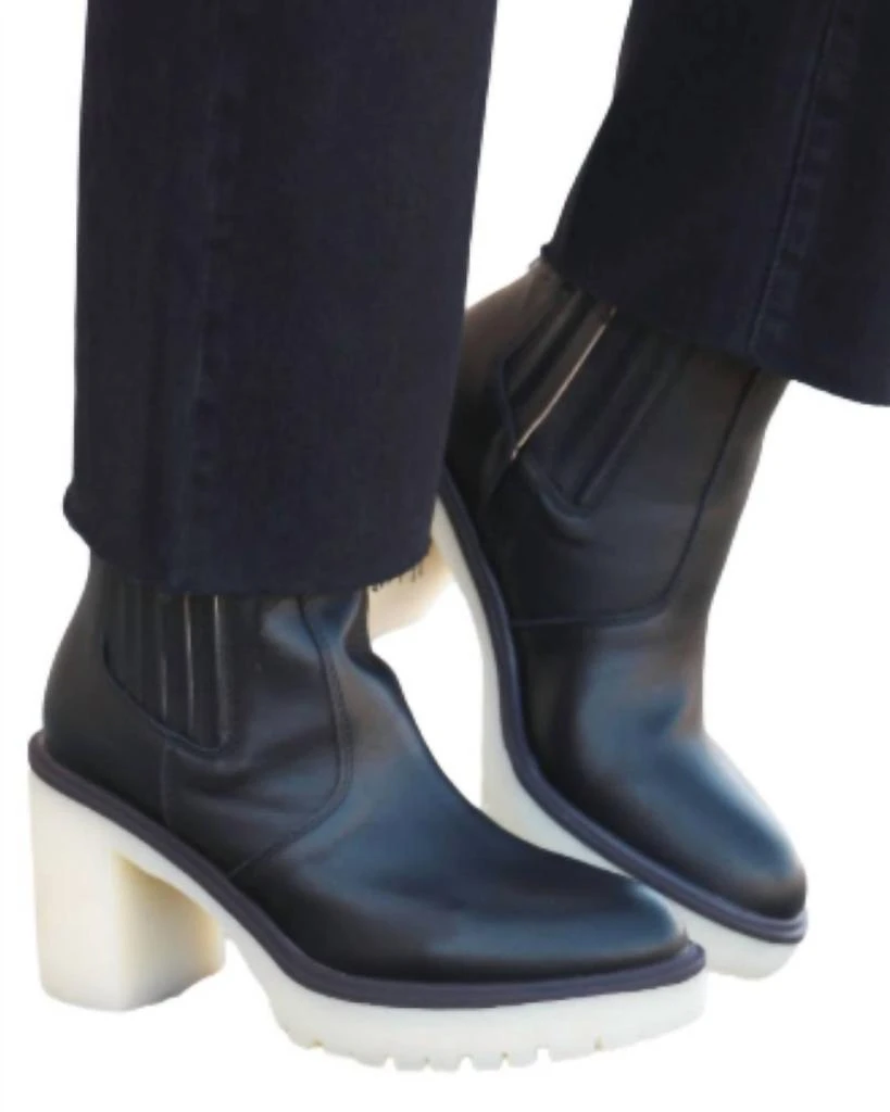 OASIS SOCIETY Anastasia Platform Boot In Black 2