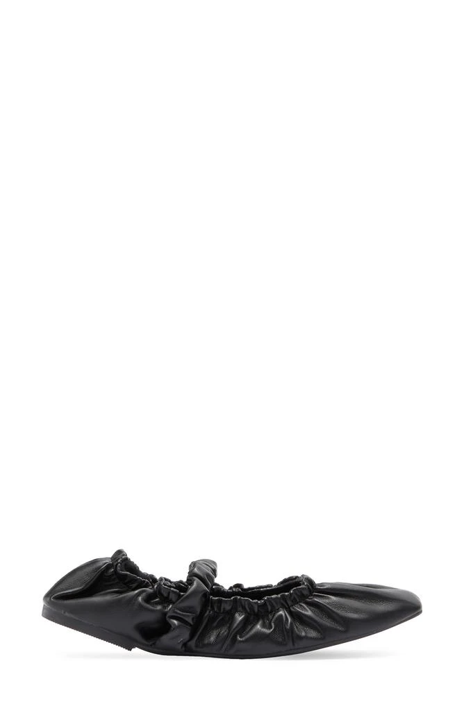 Steve Madden Yandy Ballet Flat 4