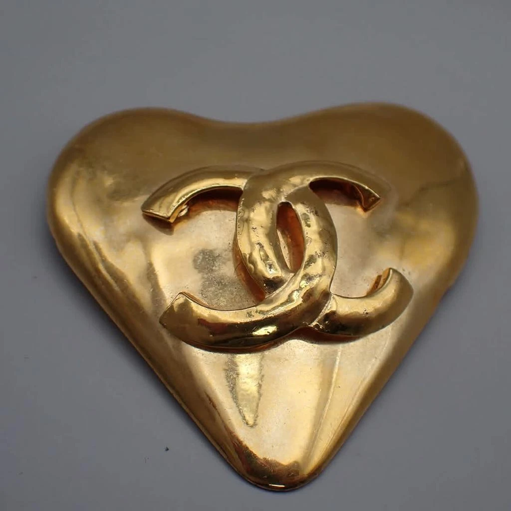 Chanel Vintage Cc Heart Brooch Metal _Plated Brooch Jewelry (Pre-Owned)