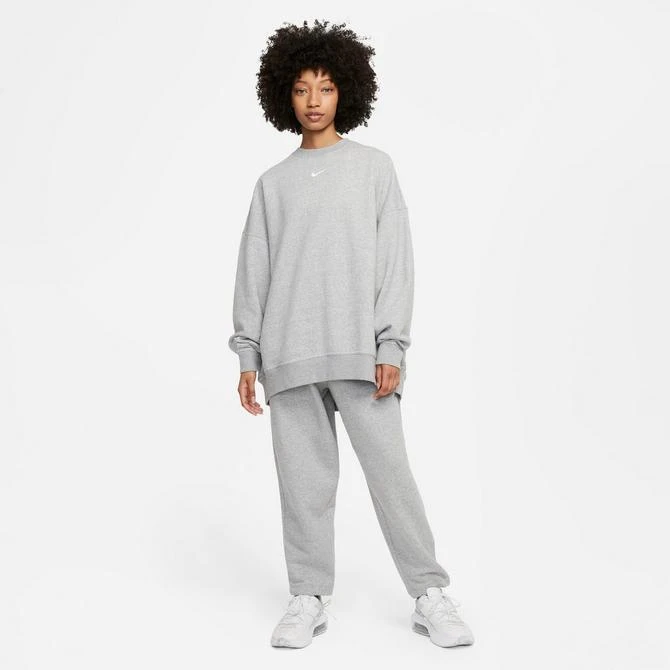 NIKE Women's Nike Sportswear Collection Essentials Oversized Fleece Crewneck Sweatshirt 3