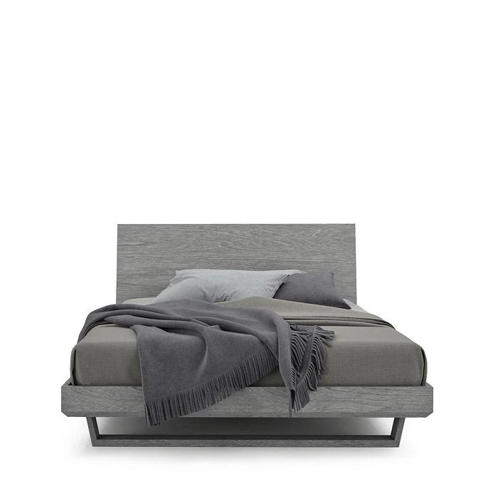 Huppé Clark Queen Bed