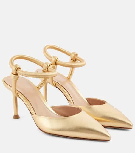 Gianvito Rossi Leather pumps 1